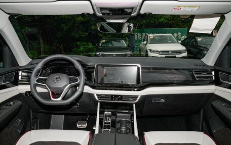Volkswagen Teramont I, 2025 год, 5 532 395 рублей, 11 фотография