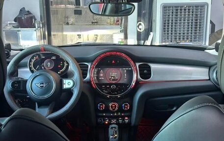 MINI Hatch, 2021 год, 2 850 000 рублей, 12 фотография