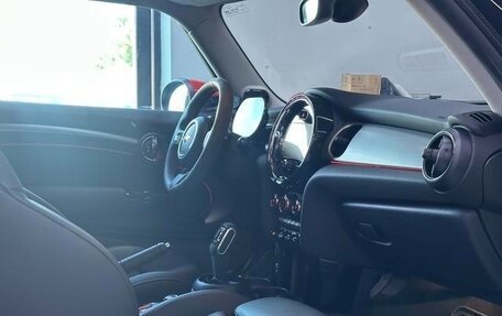 MINI Hatch, 2021 год, 2 850 000 рублей, 9 фотография