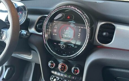 MINI Hatch, 2021 год, 2 850 000 рублей, 11 фотография