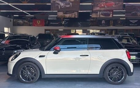 MINI Hatch, 2021 год, 2 850 000 рублей, 7 фотография