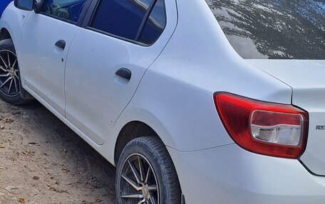 Renault Logan II, 2014 год, 830 000 рублей, 1 фотография