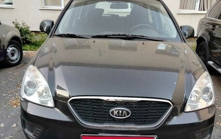 KIA Carens III (RP), 2010 год, 890 000 рублей, 1 фотография