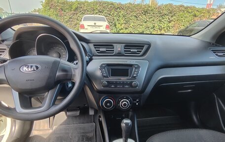 KIA Rio III рестайлинг, 2013 год, 815 000 рублей, 7 фотография