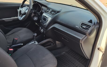 KIA Rio III рестайлинг, 2013 год, 815 000 рублей, 8 фотография
