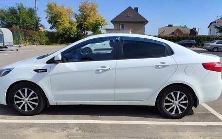 KIA Rio III рестайлинг, 2013 год, 815 000 рублей, 3 фотография