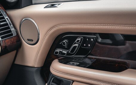 Land Rover Range Rover IV рестайлинг, 2019 год, 7 390 000 рублей, 14 фотография