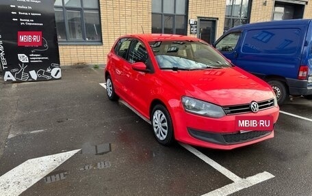 Volkswagen Polo VI (EU Market), 2011 год, 600 000 рублей, 2 фотография