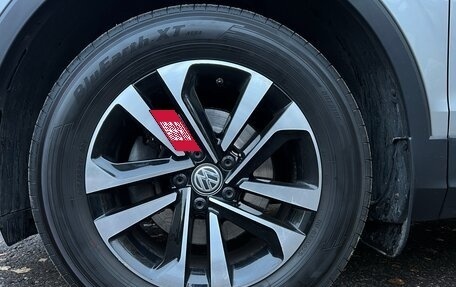 Volkswagen Tiguan II, 2019 год, 2 750 000 рублей, 15 фотография