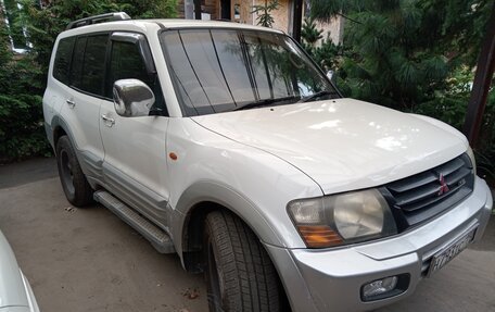 Mitsubishi Pajero III рестайлинг, 2001 год, 820 000 рублей, 2 фотография