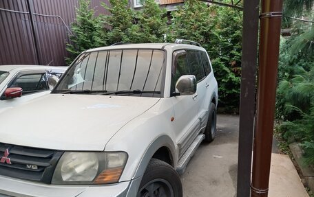 Mitsubishi Pajero III рестайлинг, 2001 год, 820 000 рублей, 3 фотография