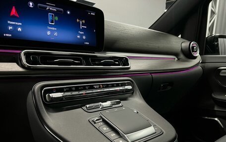 Mercedes-Benz V-Класс, 2024 год, 12 600 000 рублей, 15 фотография