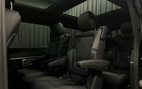 Mercedes-Benz V-Класс, 2024 год, 12 600 000 рублей, 18 фотография