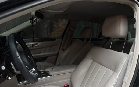 Mercedes-Benz E-Класс, 2015 год, 2 950 000 рублей, 17 фотография