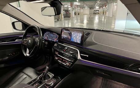 BMW 5 серия, 2021 год, 3 290 000 рублей, 18 фотография