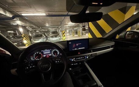 Audi A4, 2022 год, 3 800 000 рублей, 2 фотография