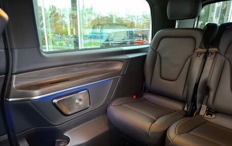 Mercedes-Benz V-Класс, 2025 год, 15 200 000 рублей, 24 фотография