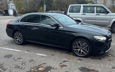 Mercedes-Benz E-Класс, 2021 год, 3 900 000 рублей, 1 фотография