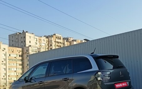 Citroen C4 Picasso II рестайлинг, 2018 год, 1 687 000 рублей, 1 фотография