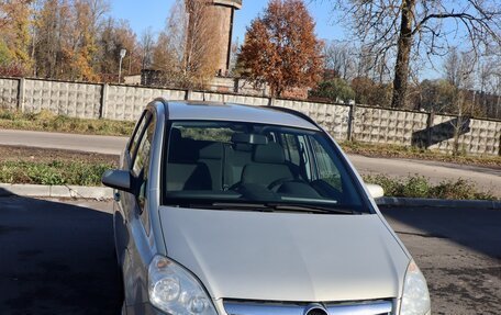 Opel Zafira B, 2008 год, 800 000 рублей, 5 фотография