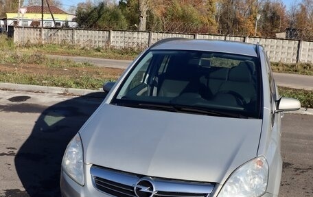 Opel Zafira B, 2008 год, 800 000 рублей, 3 фотография