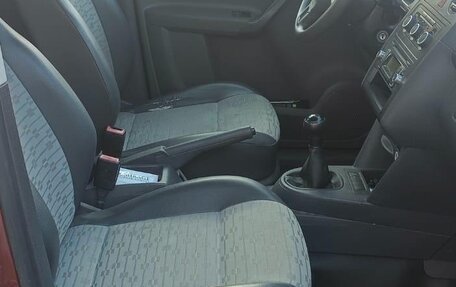 Volkswagen Caddy III рестайлинг, 2011 год, 900 000 рублей, 5 фотография