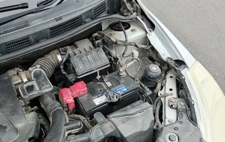 Nissan Tiida, 2005 год, 600 000 рублей, 6 фотография