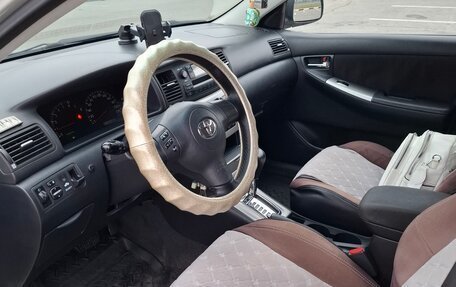 Toyota Corolla, 2005 год, 670 000 рублей, 5 фотография