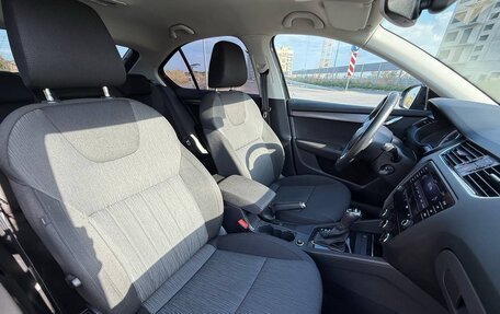 Skoda Octavia, 2017 год, 1 735 000 рублей, 6 фотография