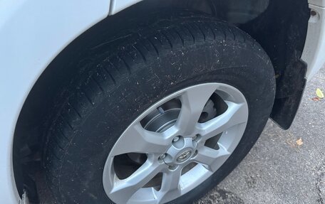Toyota RAV4, 2010 год, 1 500 000 рублей, 20 фотография