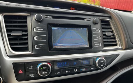 Toyota Highlander III, 2014 год, 2 500 000 рублей, 1 фотография