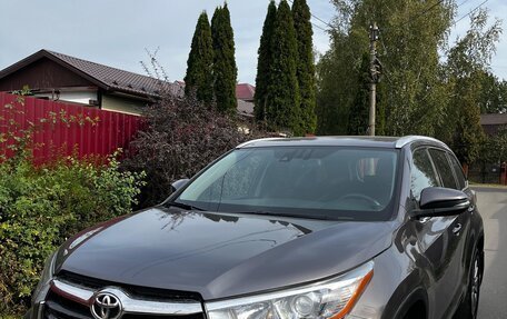 Toyota Highlander III, 2014 год, 2 500 000 рублей, 15 фотография