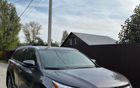 Toyota Highlander III, 2014 год, 2 500 000 рублей, 13 фотография