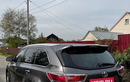 Toyota Highlander III, 2014 год, 2 500 000 рублей, 10 фотография
