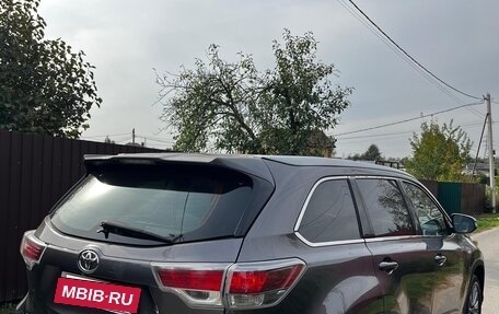 Toyota Highlander III, 2014 год, 2 500 000 рублей, 12 фотография