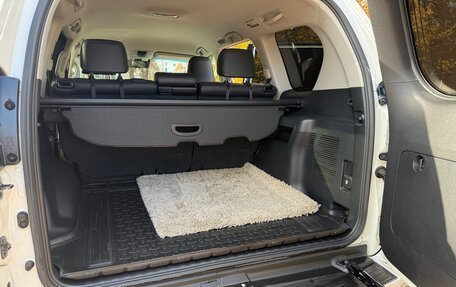 Toyota Land Cruiser Prado 150 рестайлинг 2, 2019 год, 5 250 000 рублей, 13 фотография