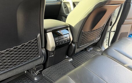 Toyota Land Cruiser Prado 150 рестайлинг 2, 2019 год, 5 250 000 рублей, 14 фотография