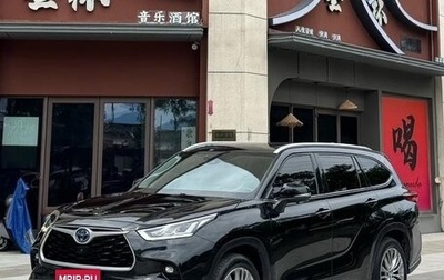Toyota Highlander, 2022 год, 3 380 000 рублей, 1 фотография