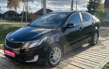 KIA Rio III рестайлинг, 2013 год, 870 000 рублей, 1 фотография