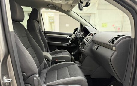 Volkswagen Touran III, 2010 год, 518 000 рублей, 5 фотография