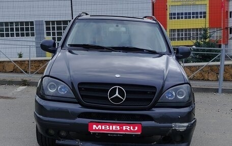 Mercedes-Benz M-Класс, 2000 год, 750 000 рублей, 1 фотография