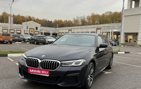 BMW 5 серия, 2021 год, 5 450 000 рублей, 1 фотография
