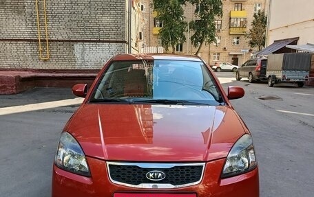 KIA Rio II, 2011 год, 820 000 рублей, 1 фотография