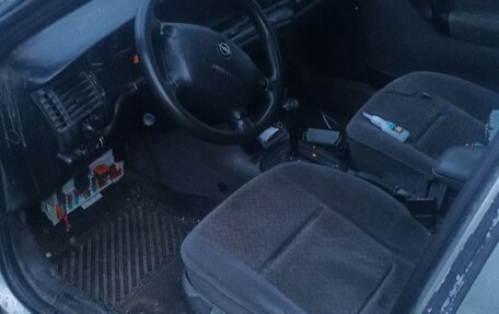 Opel Vectra B рестайлинг, 1997 год, 115 000 рублей, 1 фотография