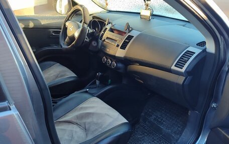 Mitsubishi Outlander III рестайлинг 3, 2012 год, 1 200 000 рублей, 6 фотография