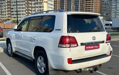 Toyota Land Cruiser 200, 2011 год, 2 400 000 рублей, 1 фотография