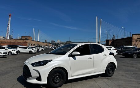 Toyota Yaris, 2020 год, 1 205 000 рублей, 4 фотография