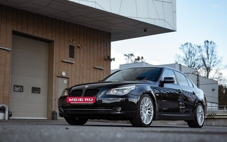 BMW 5 серия, 2007 год, 2 700 000 рублей, 4 фотография