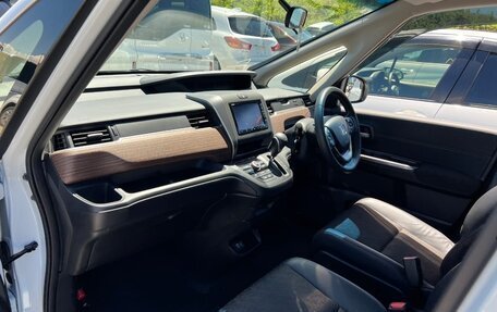 Honda Freed II, 2021 год, 2 200 000 рублей, 4 фотография