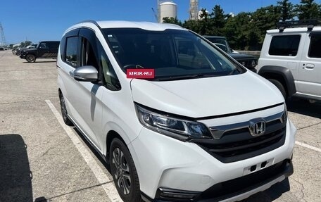 Honda Freed II, 2021 год, 2 200 000 рублей, 2 фотография